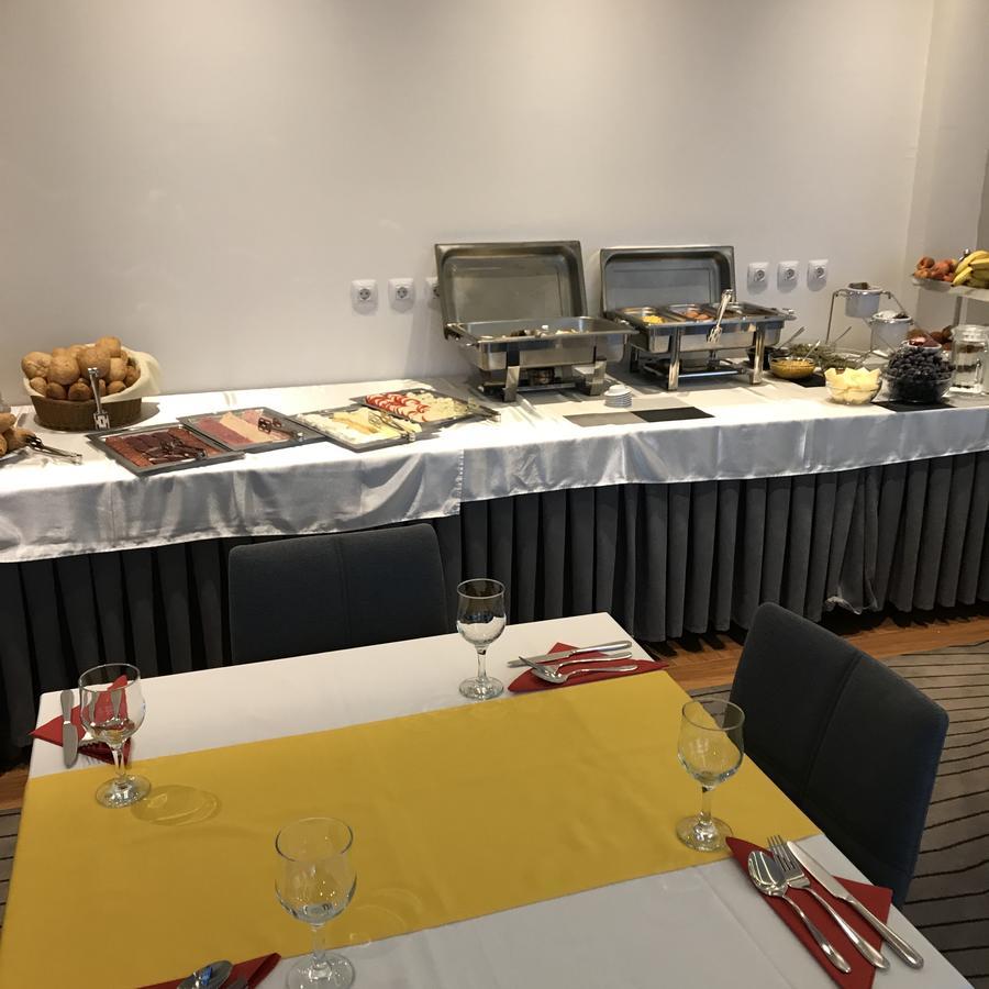 Hotel Grad Sarajevo Luaran gambar
