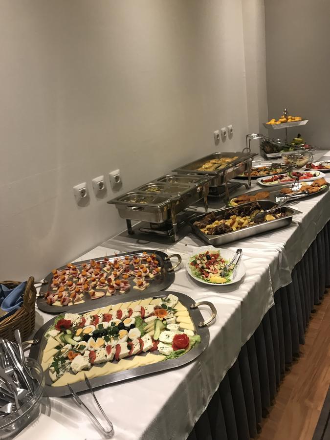 Hotel Grad Sarajevo Luaran gambar