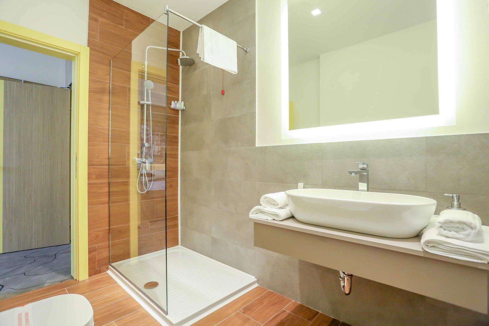 Hotel Grad Sarajevo Luaran gambar
